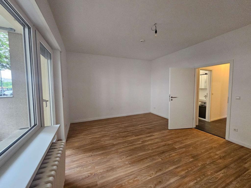 Modernisierte 1,5 -Zimmer Wohnung - Photo 2