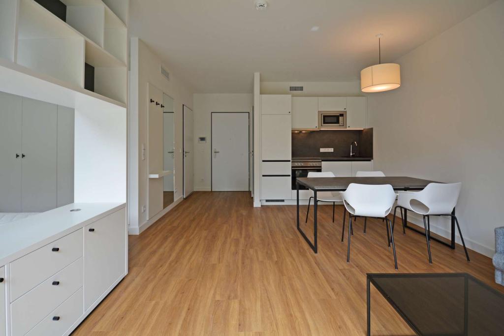 Durchdachte 1-Zimmer-Wohnung in S-Bahn Nähe - Foto 2