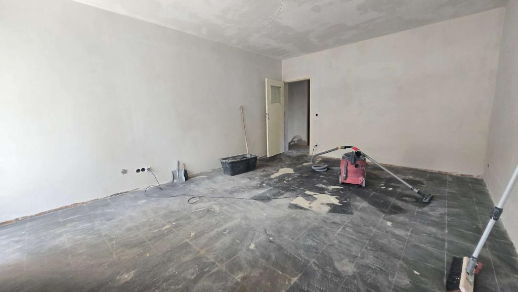 Helle, großzügige 3-Zimmer-Wohnung mit viel Potenzial - Photo 4