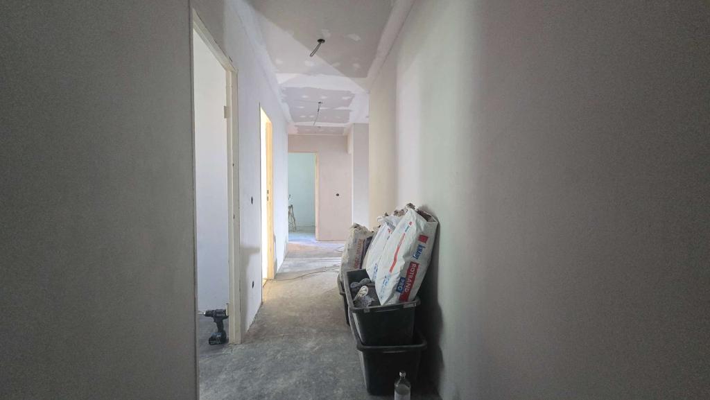 Helle, großzügige 3-Zimmer-Wohnung mit viel Potenzial - Photo 3