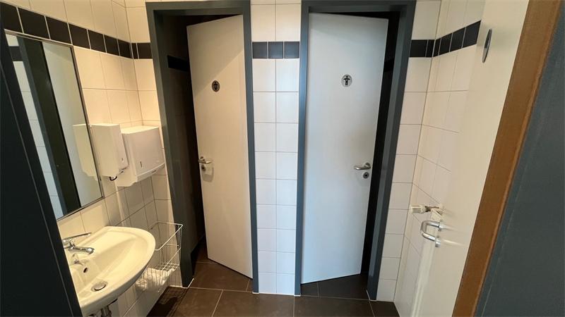 Herren und Damen WC