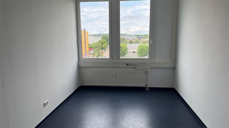 Büroraum1