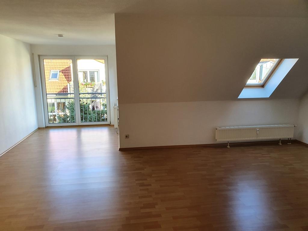 Wohlfühl-1-RW im 2.OG/DG in südlicher, idyllischer Stadtrandlage von Gera. - Photo 1