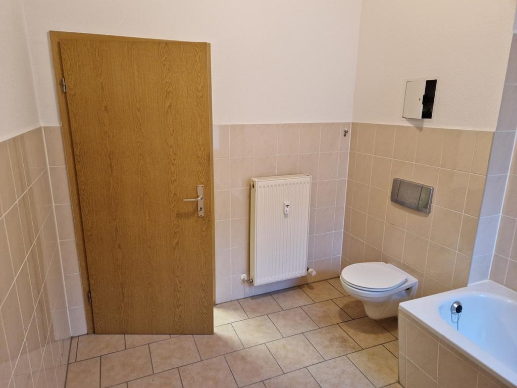 Attraktive, renovierte 2-Zimmerwohnung im Hochpaterre in Gera-Pforten zu vermieten. - Foto 4