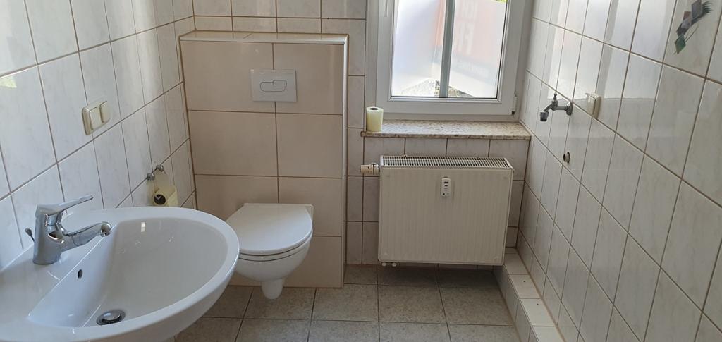 Attraktive zentrumsnahe 3-RW mit Balkon und neuem Laminatboden im Ostviertel von Gera zu vermieten. - Foto 3