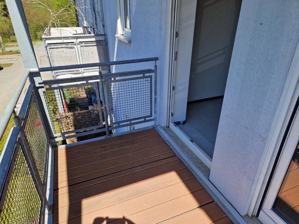 Eine attrakt. 3-RW m. Westbalkon & PKW-Aussenstellplatz kommt im 1.OG in Gera-Röppisch zur Vermietung. - Photo 5