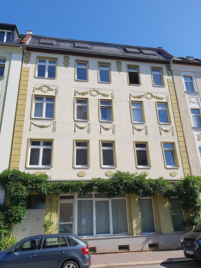 Helle 2-RW mit modernem Duschbad im 3.OG eines Gründerzeithauses in Gera-Debschwitz zu vermieten. - Photo 5