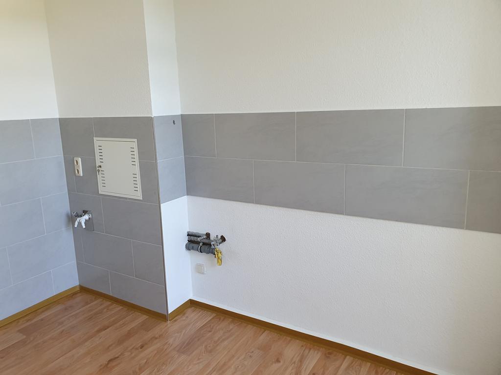 Helle 2-RW mit modernem Duschbad im 3.OG eines Gründerzeithauses in Gera-Debschwitz zu vermieten. - Photo 4