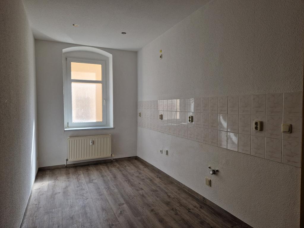 ERSTBEZUG nach Sanierung einer 2-Zimmerwohnung im Hochpaterre in Gera-Pforten zu vermieten. - Photo 1