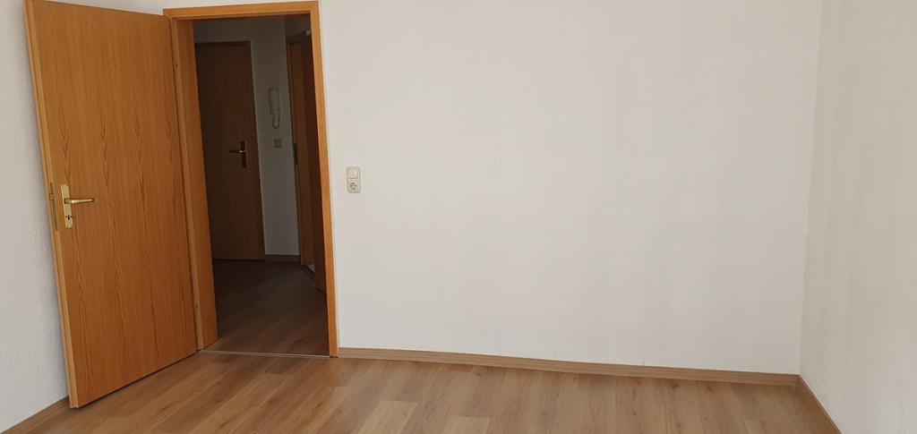 Attraktive zentrumsnahe 3-RW mit Balkon und neuem Laminatboden im Ostviertel von Gera zu vermieten. - Foto 4