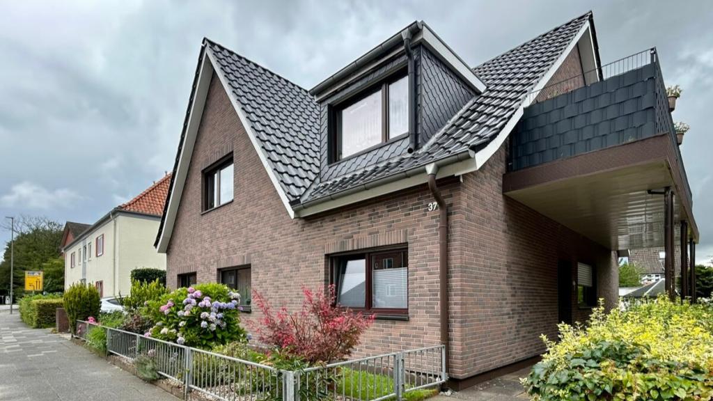 Straßenansicht