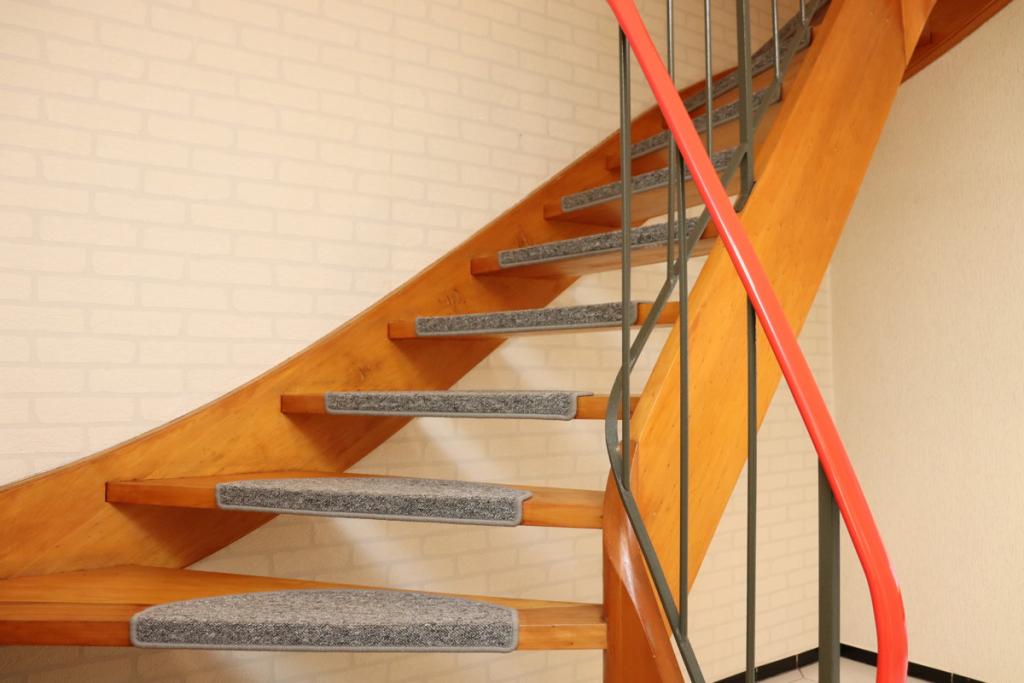 EG Treppe ins Dachgeschoss