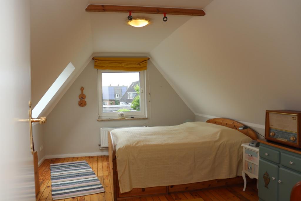 Schlafzimmer 1 im  Dachgeschoss