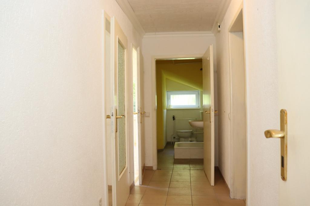 Flur im Souterrain