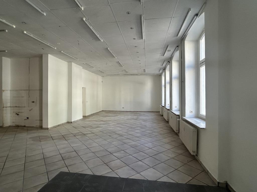 Blick in die Gewerbeeinheit
