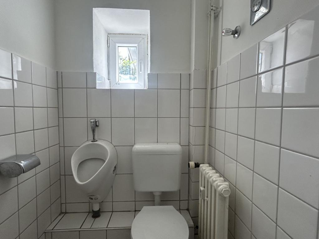 Sanitäre Anlage der Gewerbeeinheit