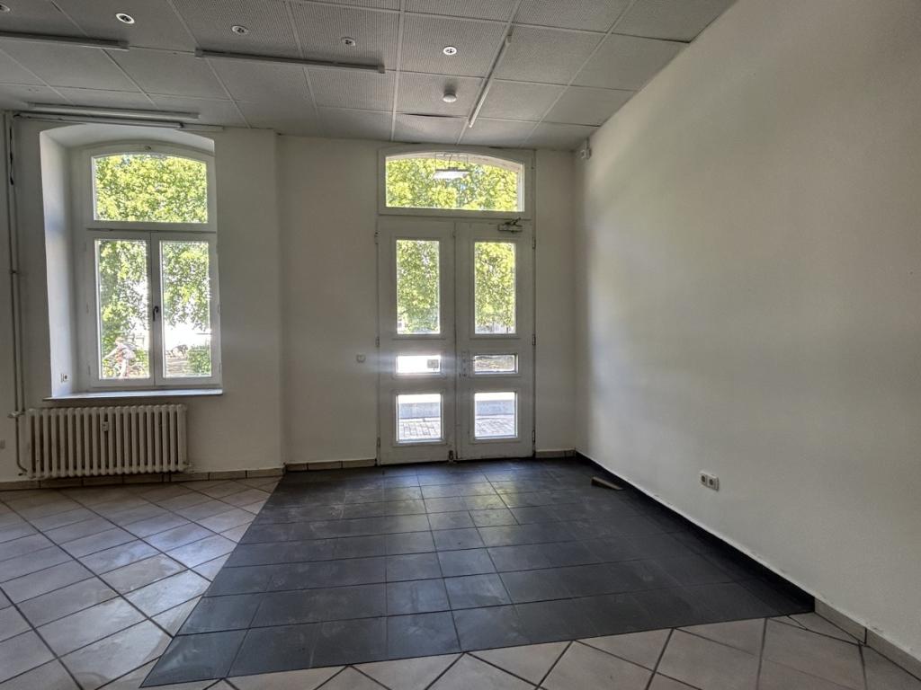Eingangsbereich der Gewerbeeinheit