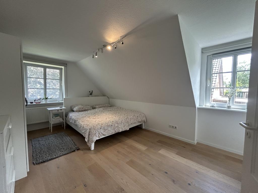 Kinderzimmer 1/Schlafzimmer im Dachgeschoss