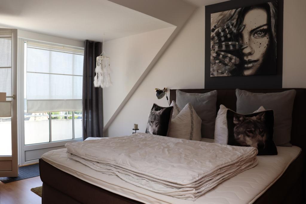 Schlafzimmer 1