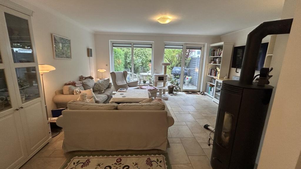 Blick ins Wohnzimmer