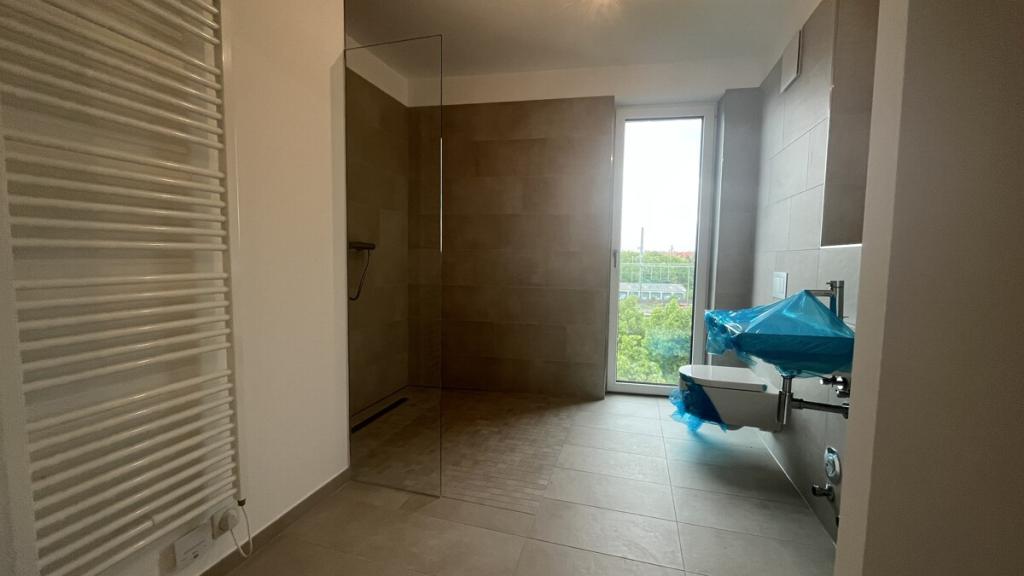 Erstbezug! 2-Zimmer-Penthouse-Wohnung in Uni-Nähe! - Foto 3