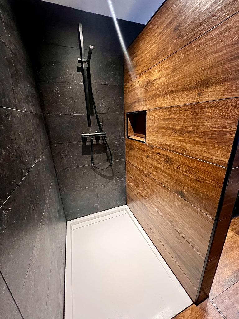 11_Bad Dusche.JPG