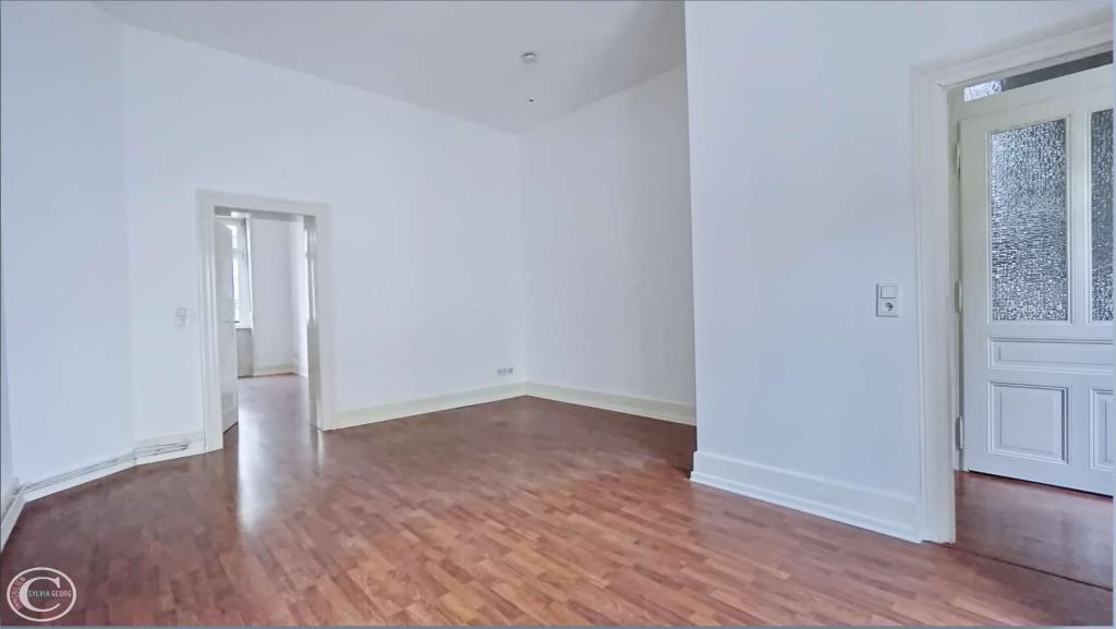 Bildschöner Altbau, ruh. Lage... Wohnen im HP mit Loggia u. eigenem Gärtchen.. Nähe Frankenallee - Foto 1