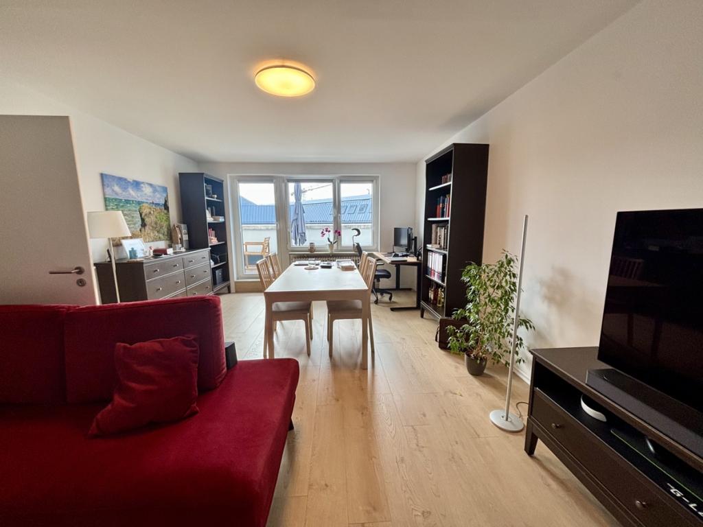 Gillitzer Rosenheim: 2-Zimmer Wohnung mit großem Balkon in bester Innenstadtlage - Foto 1