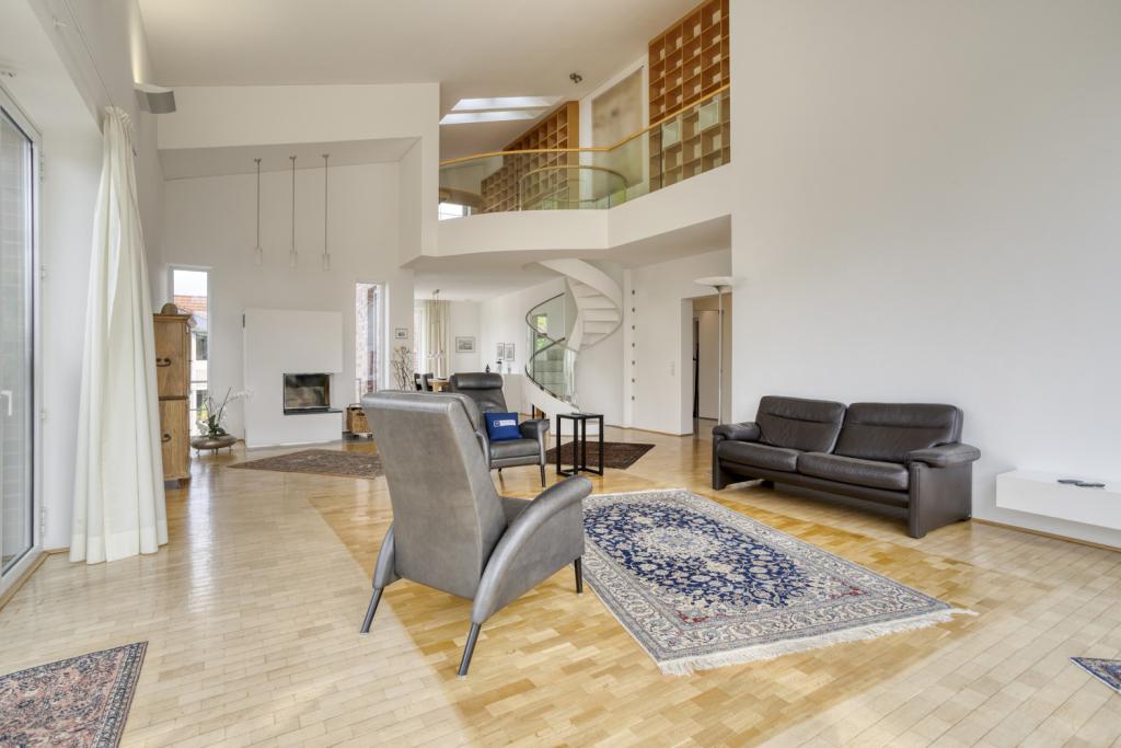 Luxuriöse Penthousewohnung mit Stellplatz, Sauna und Fahrstuhl bis in die Wohnung - Foto 2