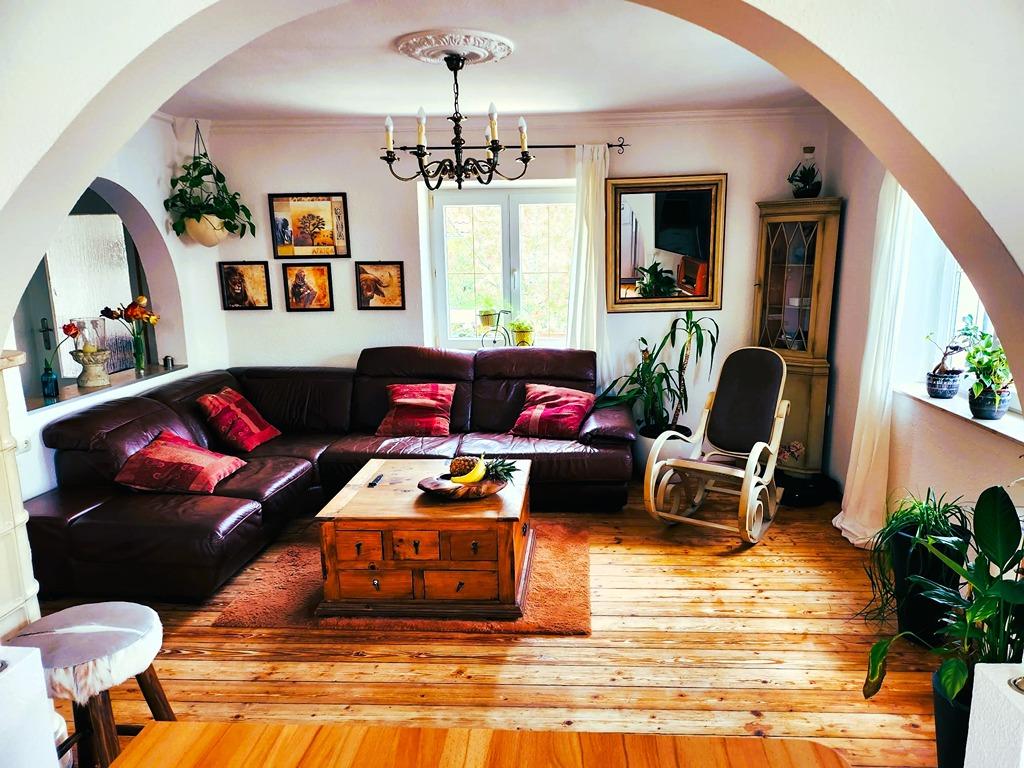 Landhaus Neusäß - Innen - Wohnzimmer EG.jpg