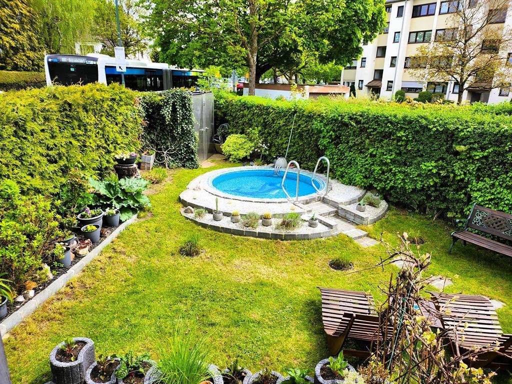 Landhaus Neusäß - Pool 4.jpg