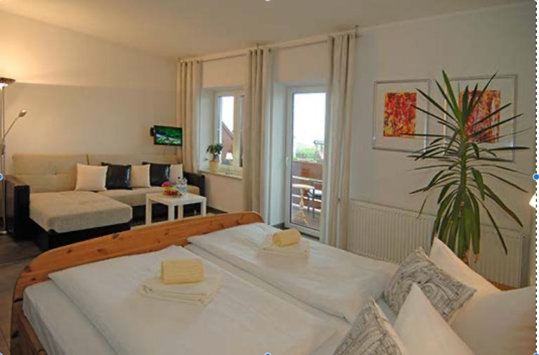 Doppelzimmer zum Hof  Beispiel