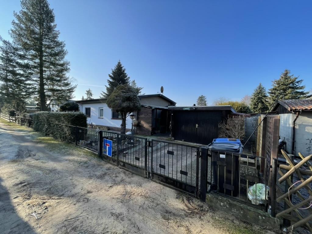 922CCBF3-28DB-4DD2-918B-40FA9A623722_1_105_c