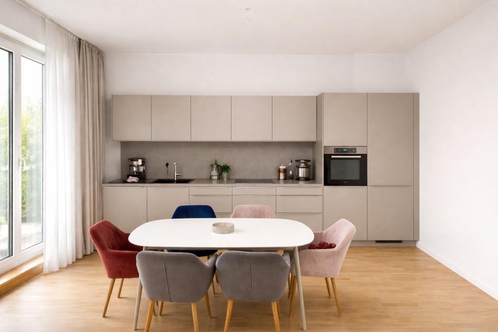 Wohnen mit Stil: 3-Zimmer-Wohnung in saniertem Altbau mit hochwertiger Ausstattung - Photo 2