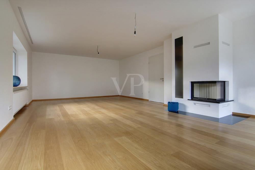 Charmante, stilvolle Villa in bester Lage von Riemerling zu vermieten - Photo 1