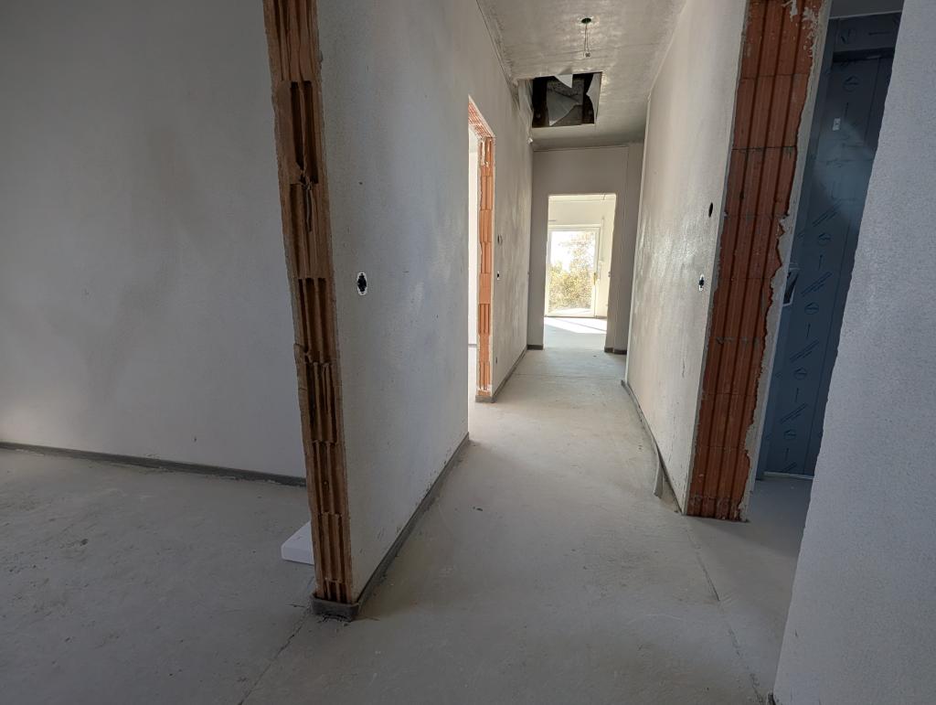 "NEUBAU ERSTBEZUG IN EXPONIERTER LAGE" - Photo 4
