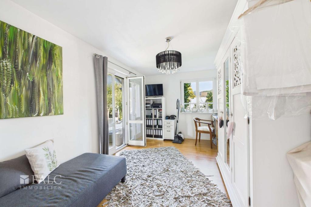 Arbeitszimmer/ Kinderzimmer 