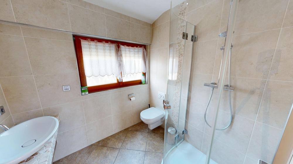 Badezimmer DG 25a