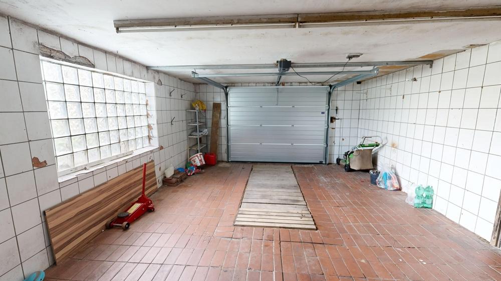 Garage 2 KG