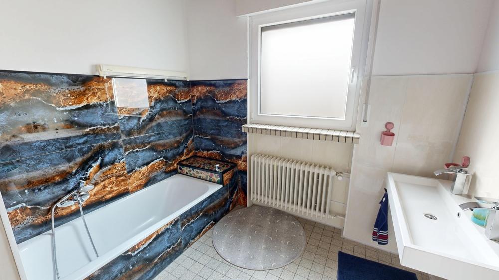 Badezimmer EG
