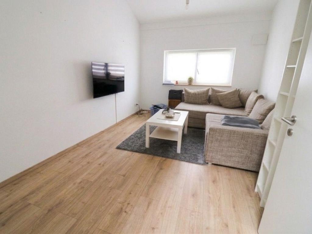 Moderner Wohnkomfort - Neubau-Reihenhaus im Ampertal zu vermieten - Photo 1