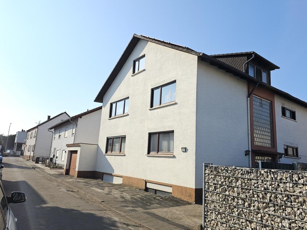 Wohnung in Siegelbach zu vermieten. Gute Aufteilung. Helle Räume. Ideal für Zweisamkeit ... - Foto 4