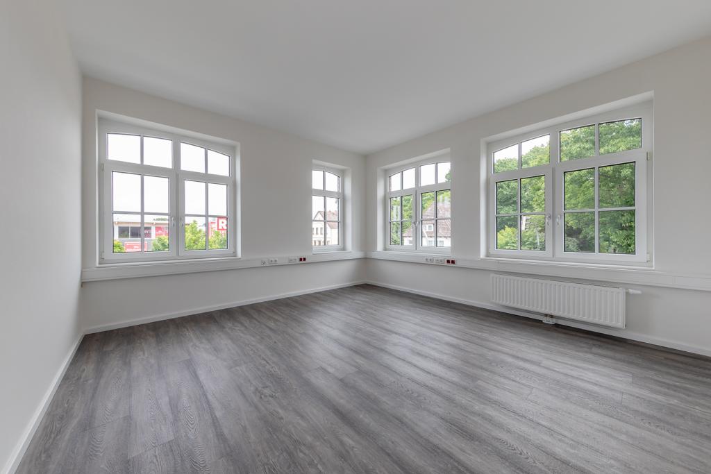 Büro links