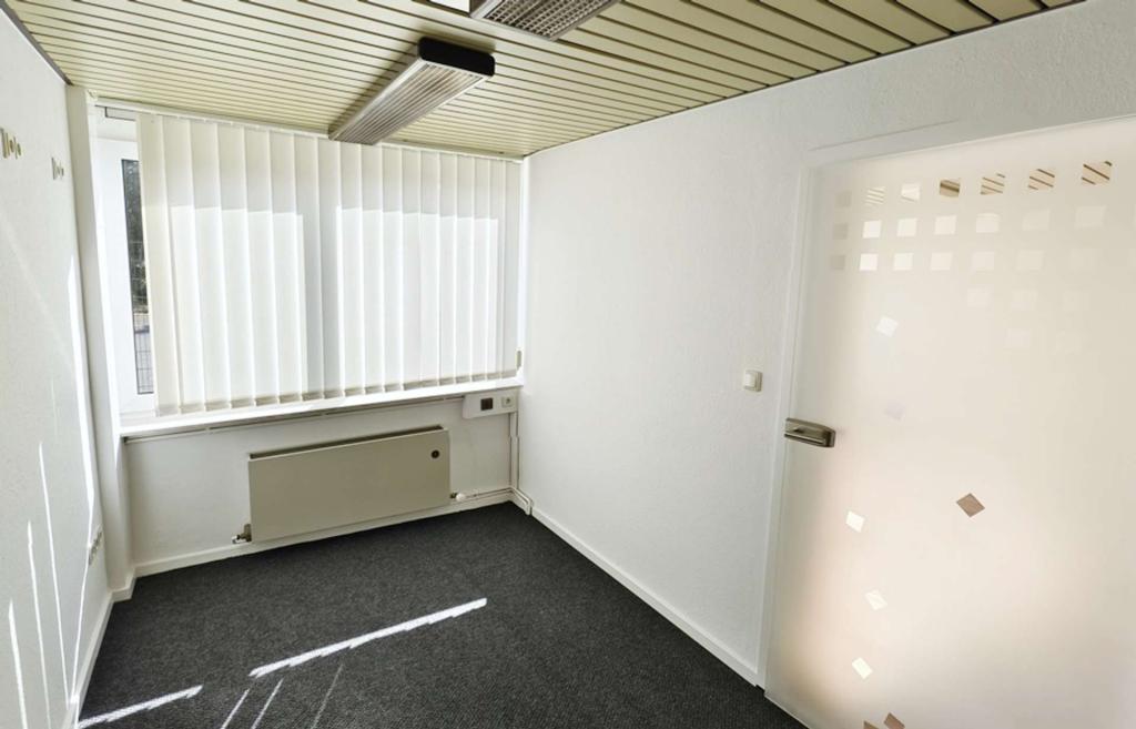 Büro 4