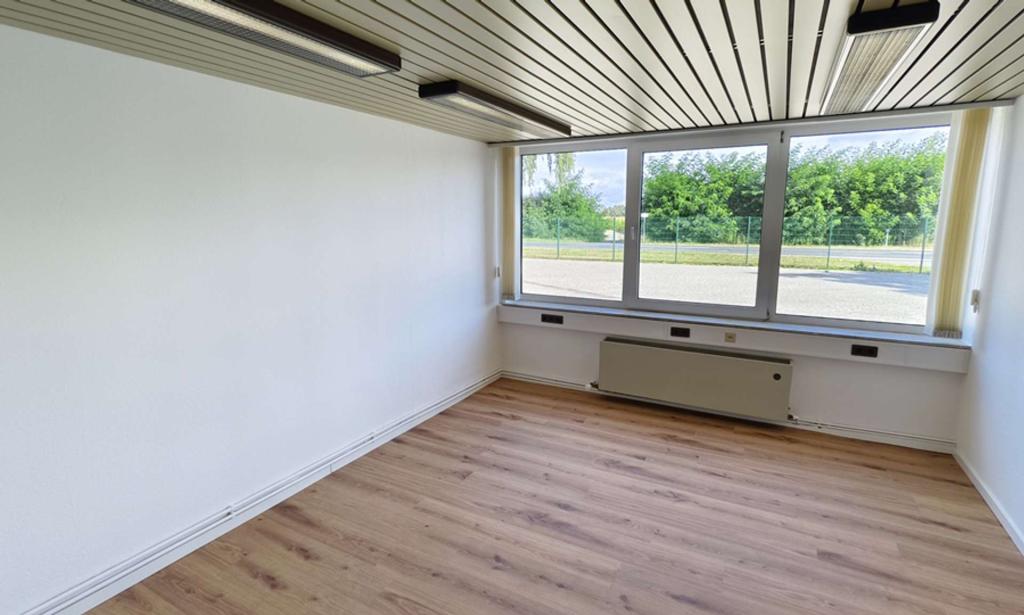 Büro 1