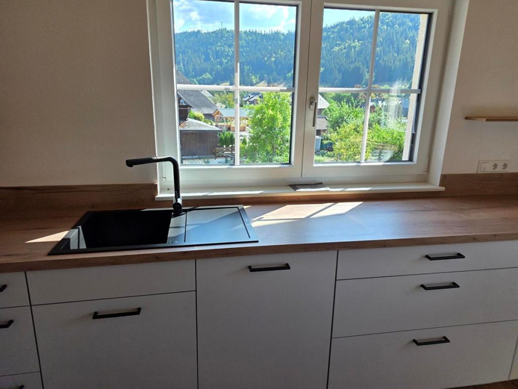 Erstbezug: 101m² Neubau mit Einbauküche, Haustiere willkommen, Balkon, 2 Stellplätze - Photo 1
