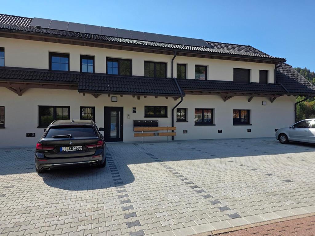 Erstbezug: 101m² Neubau mit Einbauküche, Haustiere willkommen, Balkon, 2 Stellplätze - Photo 3