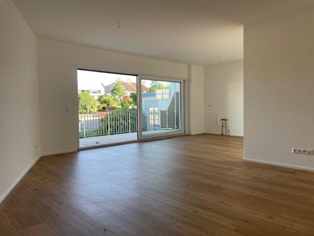 Schicke 2-Zimmer-Wohnung mit Balkon und Tiefgaragenstellplatz - Foto 1