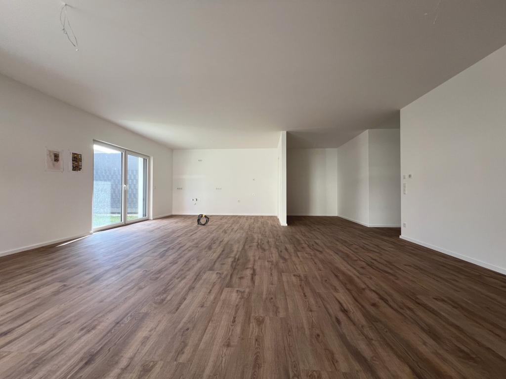 Neubau/Erstbezug! Stylische 4-Zimmer-Wohnung mit Terrasse! - Foto 1