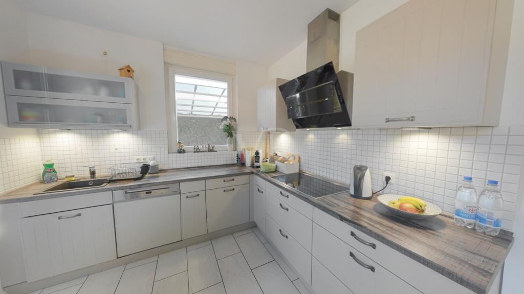 Charming semi-detached house with garden centrally located in Kleinmachnow - Photo 3